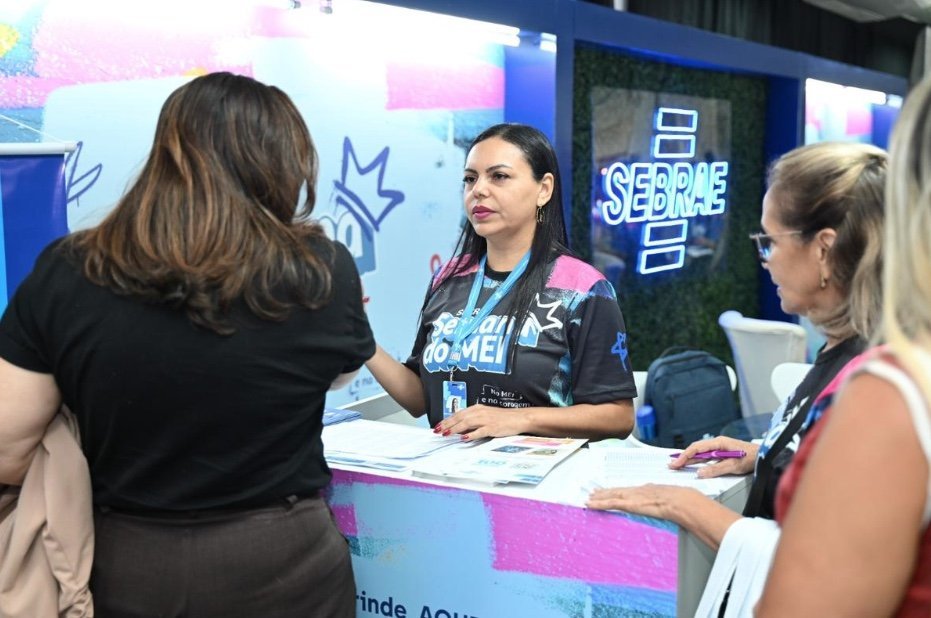 Divulgação do Feirão do MEI 2026 do Sebrae Amazonas com informações sobre serviços gratuitos para microempreendedores.