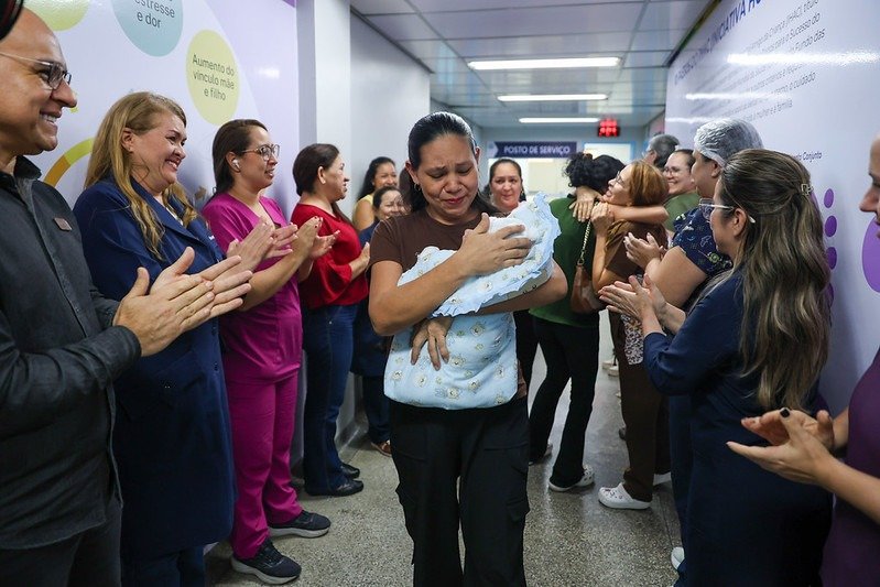 trigêmeos kyara gustavo e hannah recebem alta maternidade ana braga em manaos