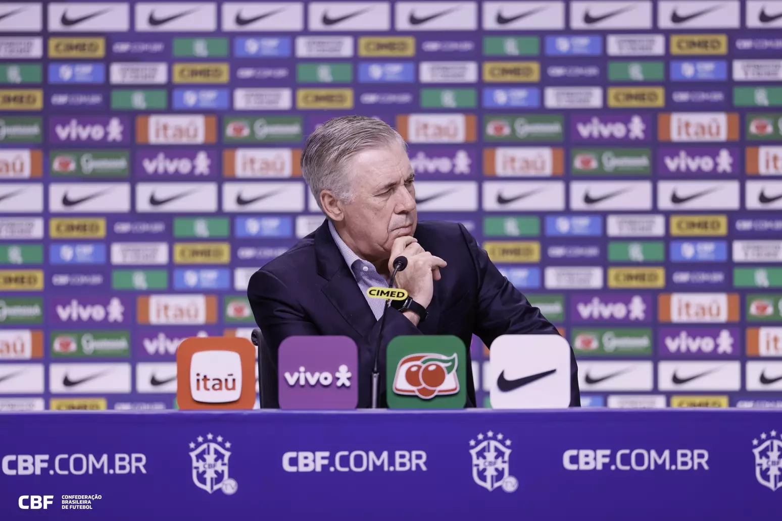 entrevista coletiva de carlo ancelotti sobre convocação da seleção brasileira