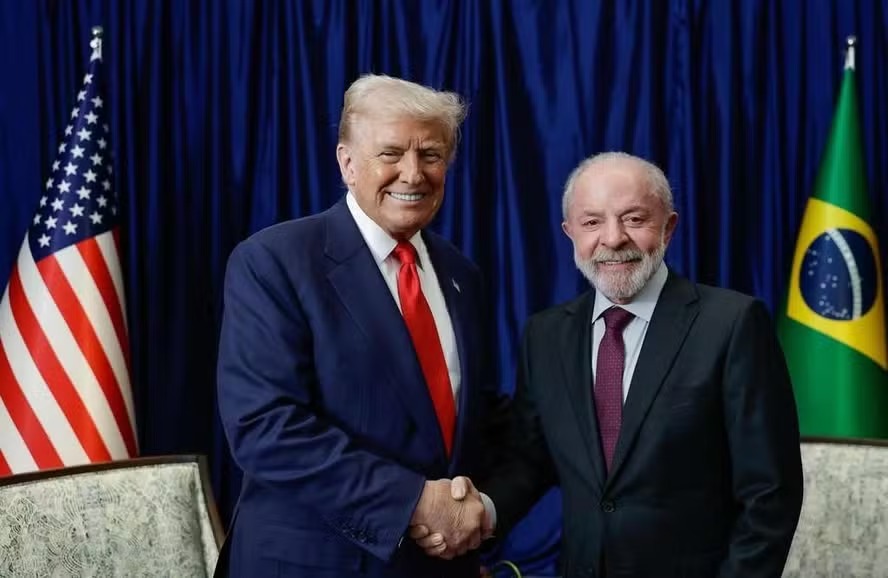 Donald Trump e Luiz Inácio Lula da Silva em reunião