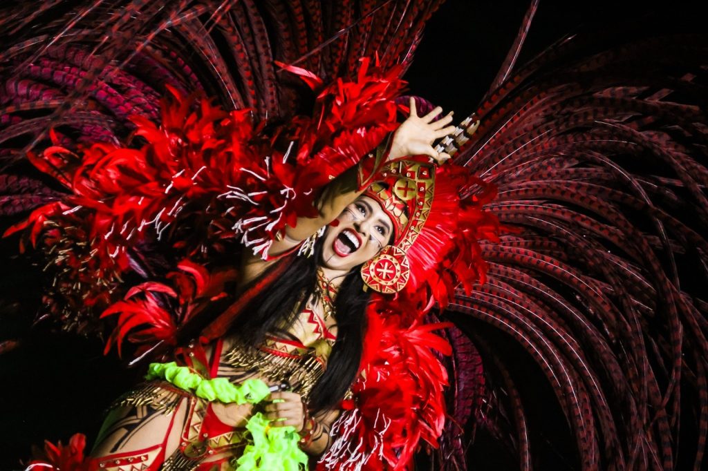 Evento A Noite da Cunhã-Poranga no Sambódromo de Manaus com participação de Isabelle Nogueira e homenagem às mulheres amazônidas.