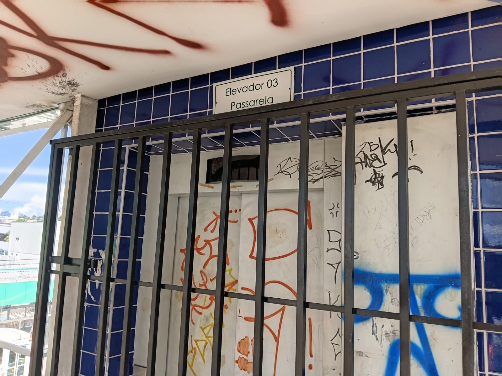 elevador da Estação de Transferência 2 em Manaus fora de operação