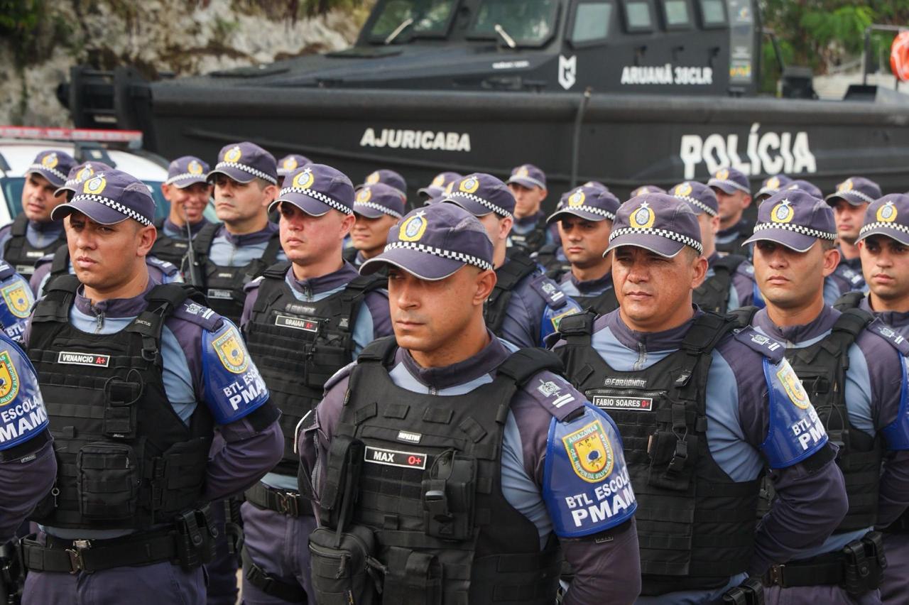 Foto da operação segurança presente no Amazonas com presença de policiais e novos equipamentos