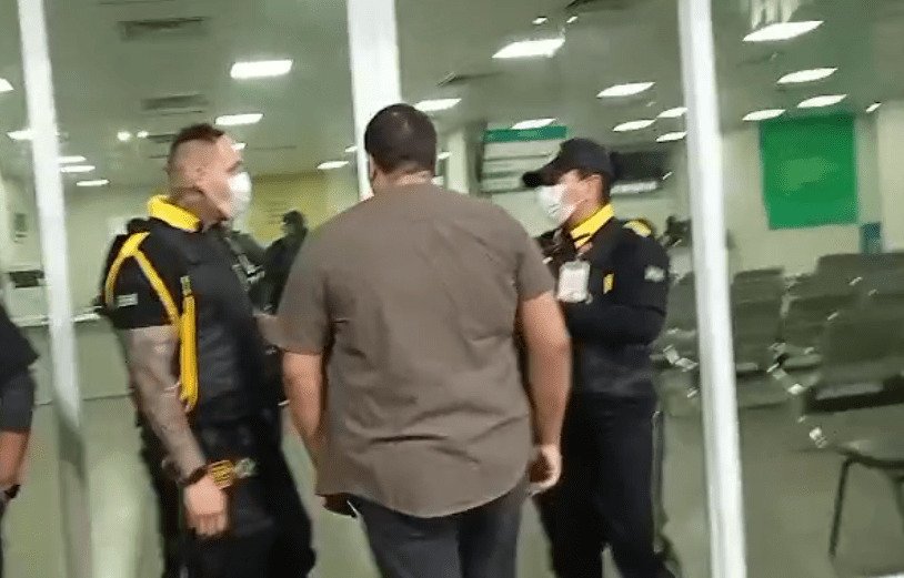 Grávida dá à luz no banheiro da maternidade em Manaus