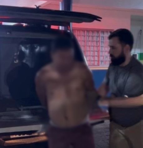 Homem preso por maus tratos a animais em Manacapuru