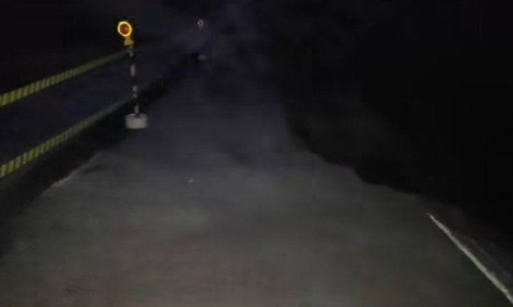 interdição no trecho da br-174 após pista ceder