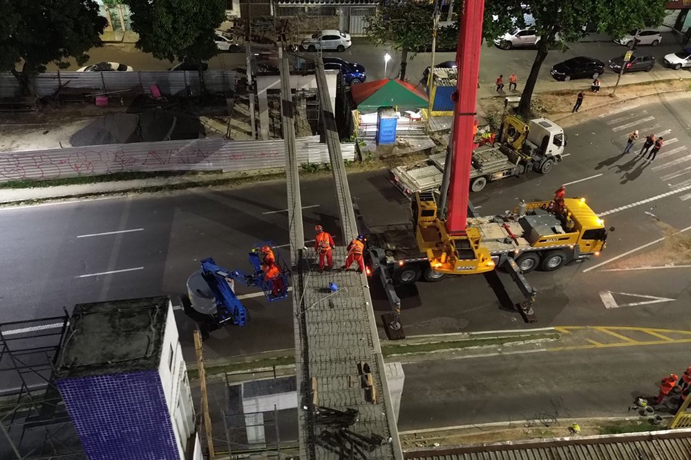 obras da nova passarela no bairro santos dumont em manaus