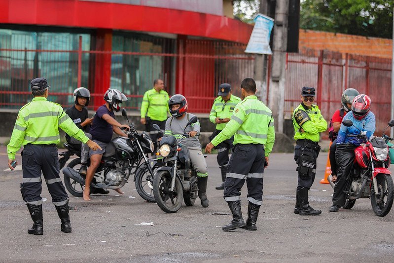 imagem da operação trânsito seguro em manaus