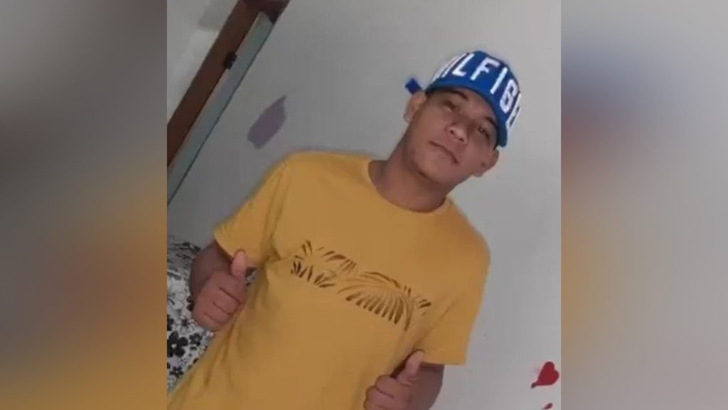 jovem rodrigo pereira foi atacado em uarini