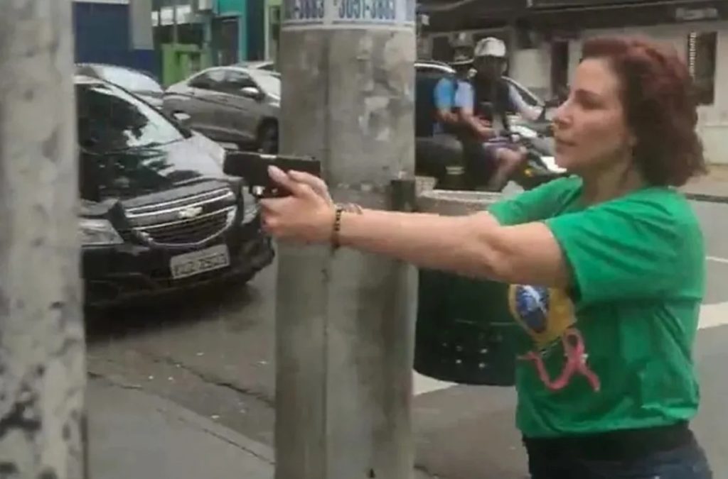 foto da ex-deputada carla zambelli