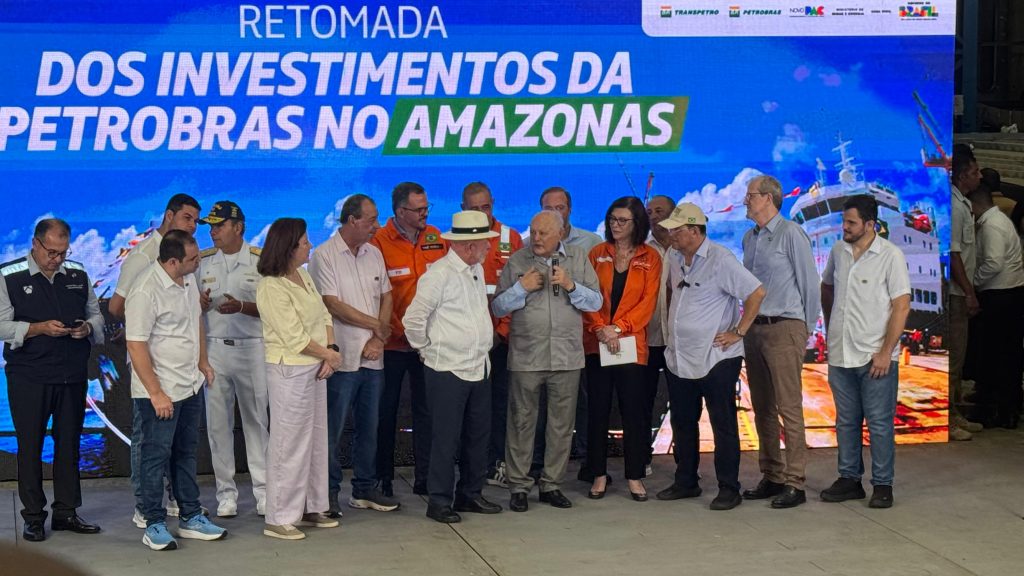 Anúncio de investimentos da Petrobras em Manaus com Lula