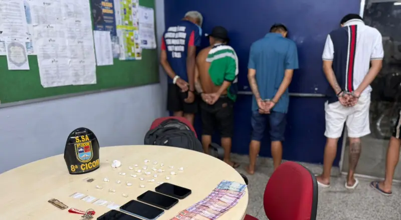 Imagem de operação policial em Manaus envolvendo tráfico de drogas
