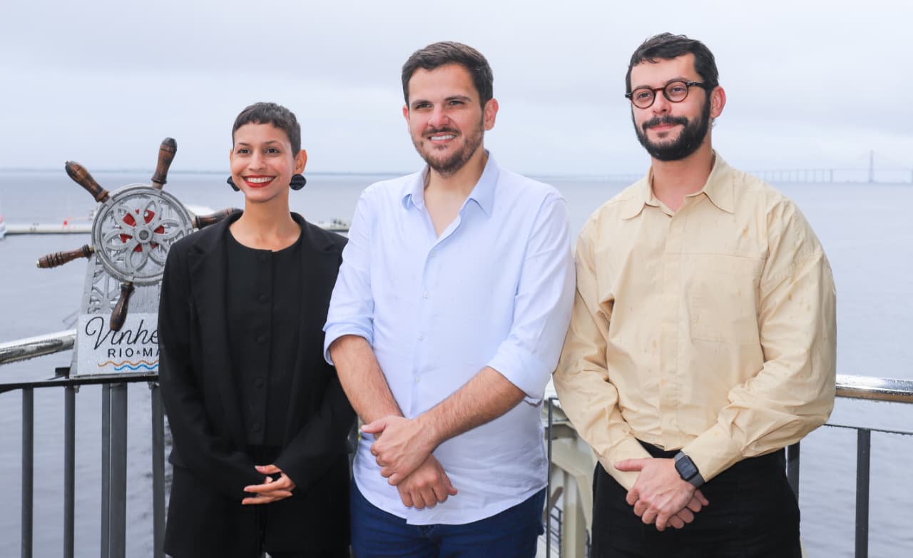Foto do encontro entre o prefeito de Manaus e representantes da plataforma 99