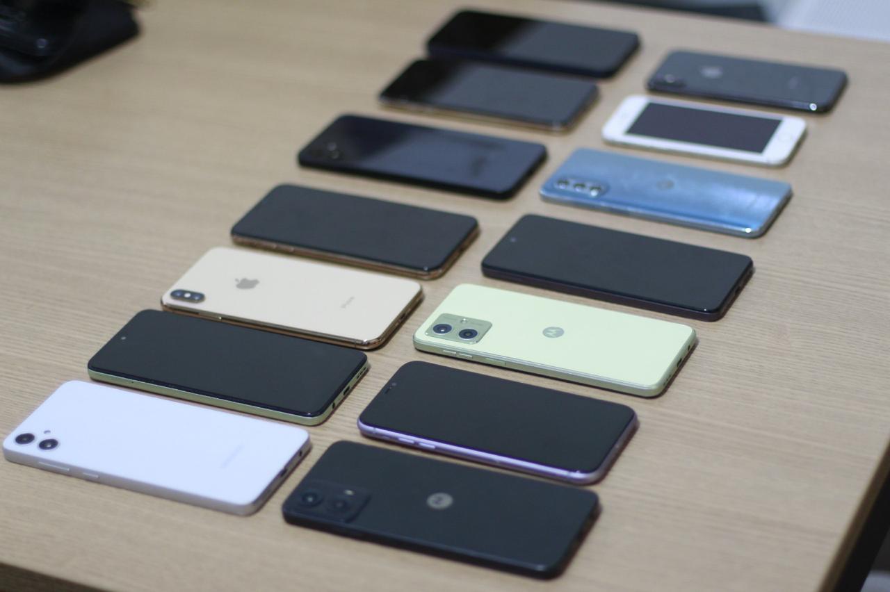 foto de divulgação sobre devolução de celulares do programa RecuperaFone