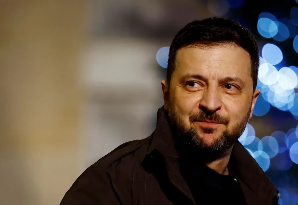 Decreto assinado por Zelensky sobre desfile militar na Praça Vermelha em Moscou