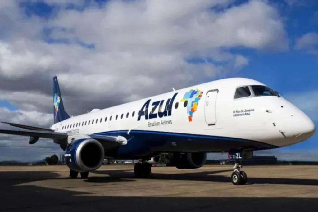 Avião da Azul Linhas Aéreas no Aeroporto Internacional de Brasília