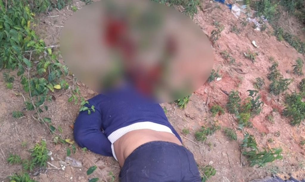 Foto do local onde homem foi encontrado morto na zona Oeste de Manaus