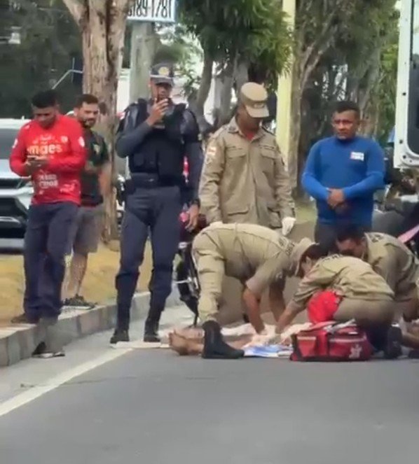 motociclista ferido em acidente na avenida do turismo em manaus
