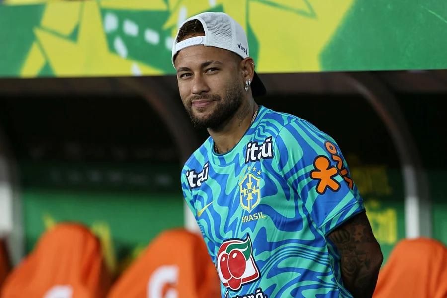 Neymar durante treino com a seleção brasileira