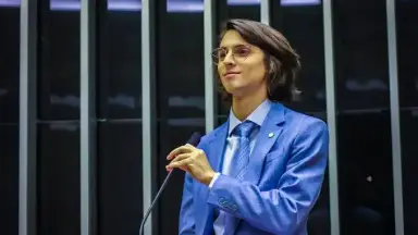 Amom Mandel amplia patrimônio declarado em 424% entre as eleições de 2022 e 2026