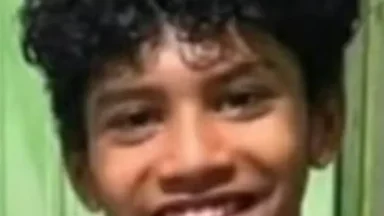 Corpo de menino de 12 anos desaparecido após cair em rio é encontrado em Barreirinha