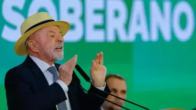 Justiça Eleitoral condena Lula por propaganda antecipada e aplica multa de R$ 15 mil