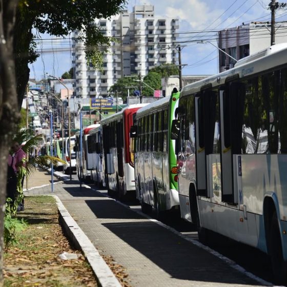 URGENTE: Greve dos rodoviários chega ao fim em Manaus após acordo; salários serão pagos nesta quarta-feira