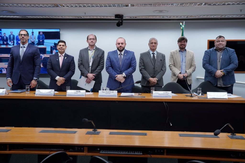 imagem da audiência pública sobre fornecimento de energia no amazonas