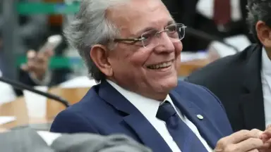 Patrimônio declarado de Pauderney Avelino mais que dobra em 20 anos e chega a R$ 2,86 milhões