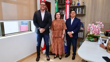 TCE-AM apresenta projetos de inteligência artificial à Suframa e avança em credenciamento para pesquisa