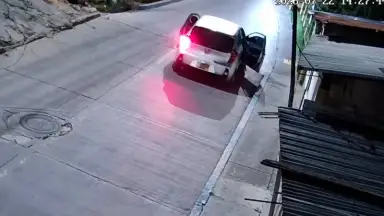 Vídeo mostra momento em que motorista de aplicativo tem cabeça estourada por venezuelanos; assista