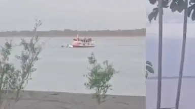 VÍDEO: avião de pequeno porte cai em rio no interior do Amazonas; moradores acompanham resgate