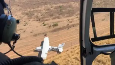 Avião ignora ordens da FAB, leva tiro de advertência e desaparece após pouso clandestino