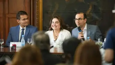 Contradição: Maria do Carmo que promete rigor contra agressores cumpre agenda com aliado acusado de violência doméstica