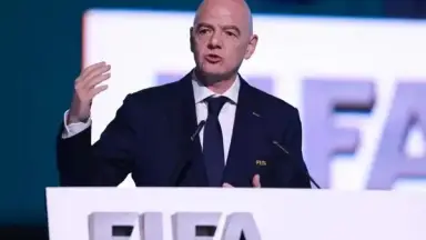 Fifa enfrenta crise: Uefa articula saída de Gianni Infantino após plano bilionário da Copa do Mundo