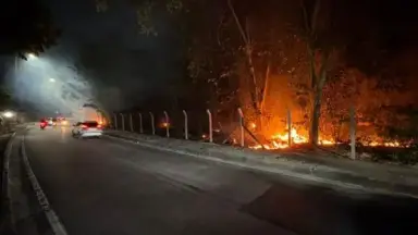 Incêndio em área de mata assusta moradores e mobiliza bombeiros próximo a subestação em Manaus