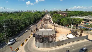 Obras do Passarão fecham trechos das avenidas Brasil e Coronel Teixeira em Manaus