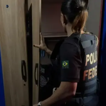 PF cumpre mandado em Manaus contra suspeito de abuso sexual de crianças na internet