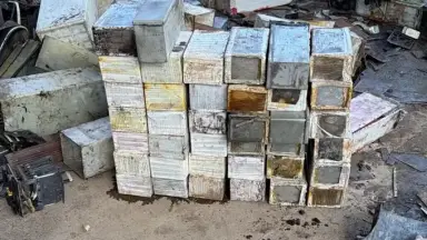 Polícia Federal apreende 88 quilos de drogas escondidos em tambores durante fiscalização em Tabatinga