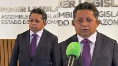 Sinésio Campos explica bate-boca na Aleam e diz que apenas cobrou “o devido lugar”